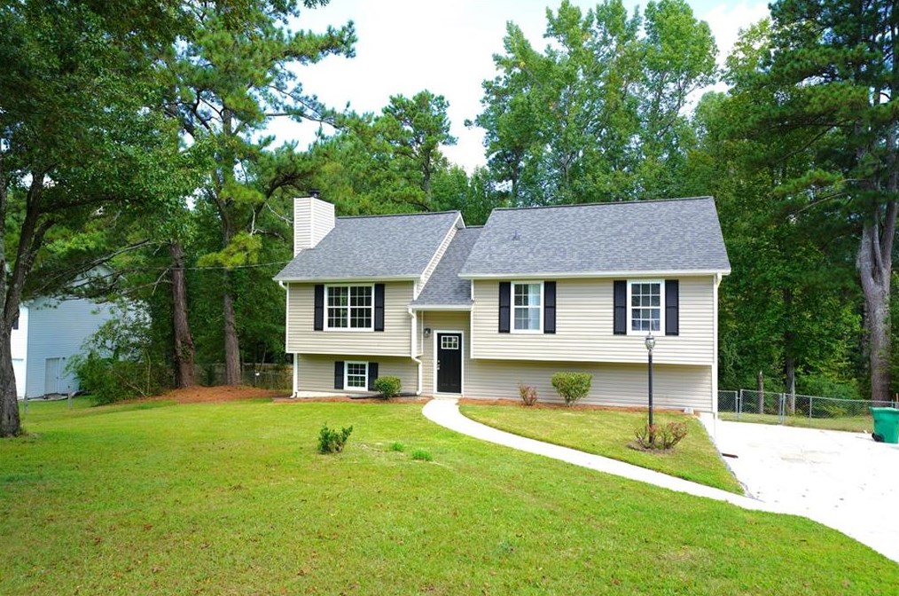 939 N Lassetter Cir, Villa Rica, GA 30180