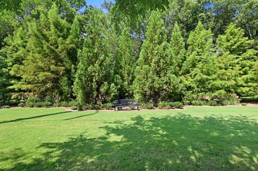 2480 Skyland Dr, Atlanta GA  30319-3759 exterior