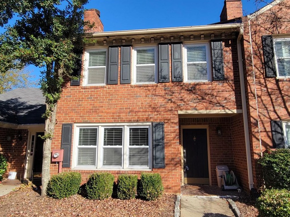 876 Lenox Oaks Cir Ne, Atlanta, GA 30324