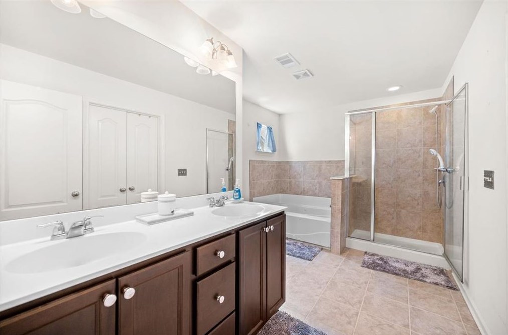 7788 Rutgers Cir, Fairburn GA  30213 exterior