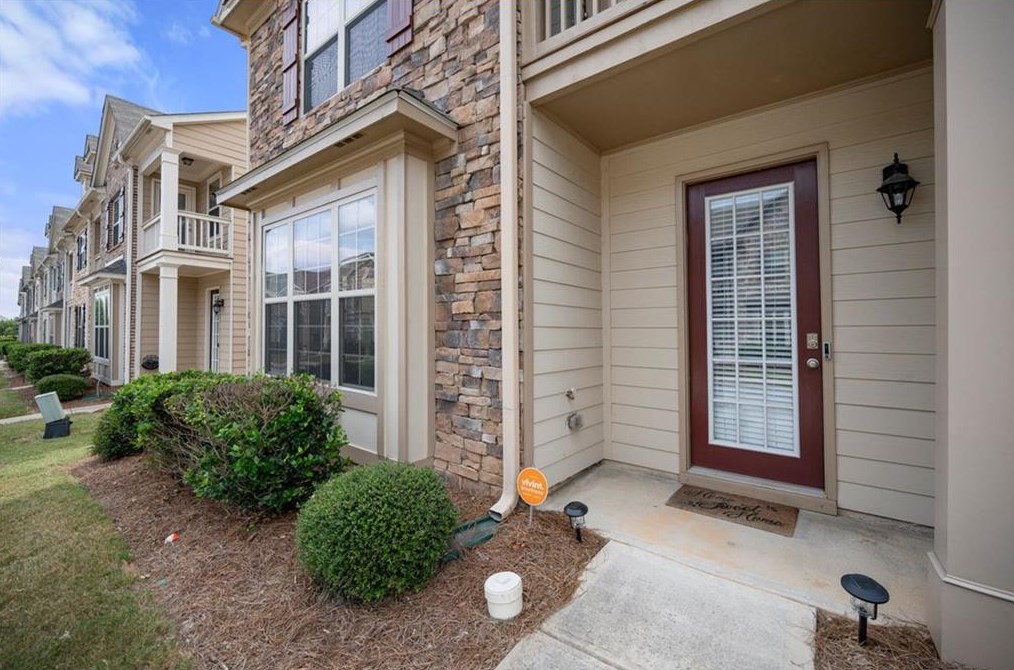 7788 Rutgers Cir, Fairburn GA  30213 exterior