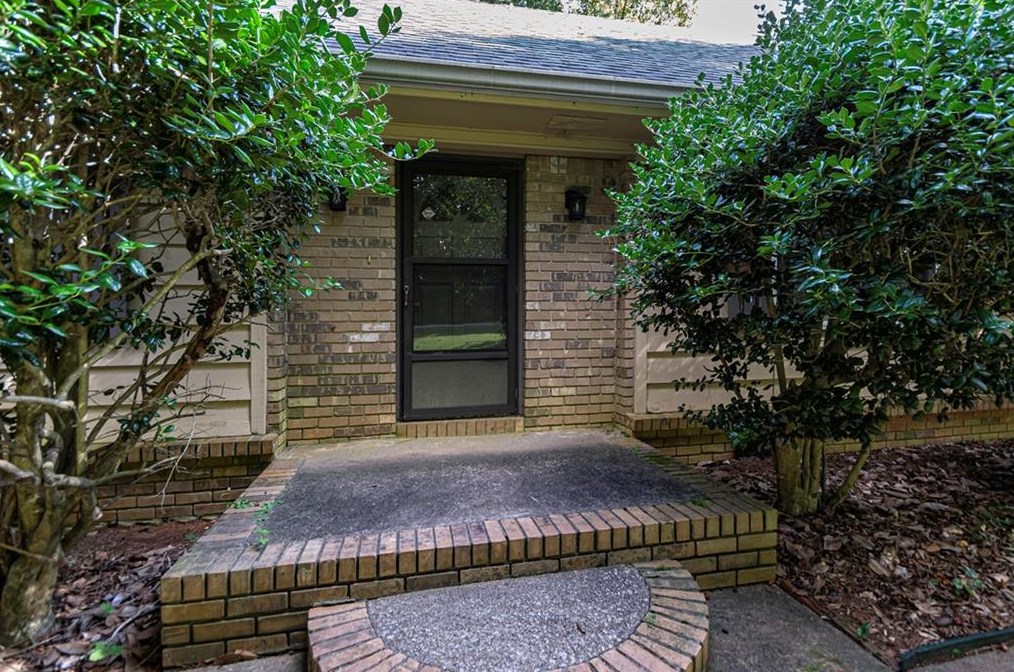 4871 Lewis Rd, Powder Springs, GA 30127-3346