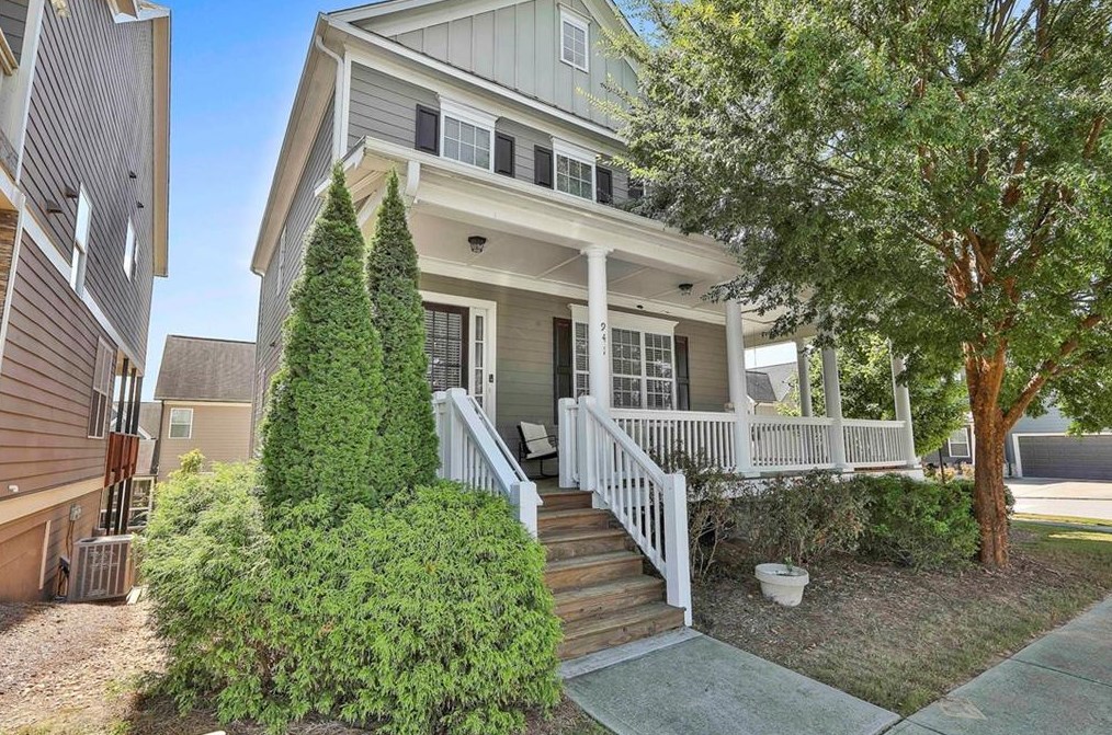 941 Samples Ln, Atlanta, GA 30318-4002