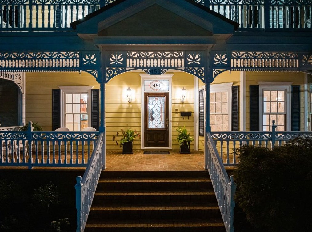 451 Woodward Ave, Atlanta GA  30312-2236 exterior