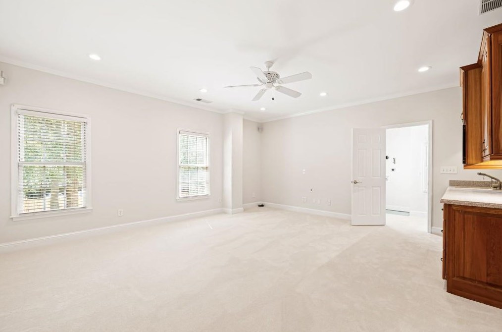 451 Woodward Ave, Atlanta GA  30312-2236 exterior