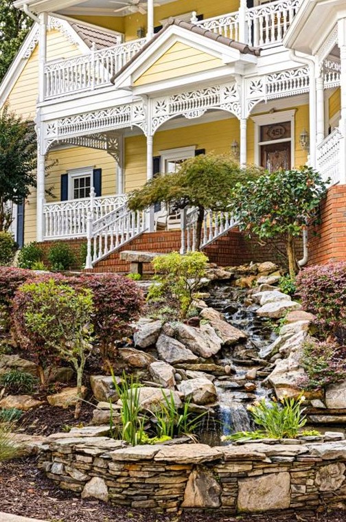 451 Woodward Ave, Atlanta GA  30312-2236 exterior