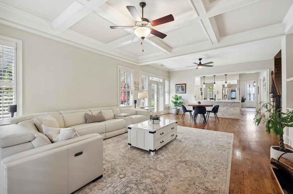 2065 Arminda Ct, Alpharetta GA  30022-1589 exterior