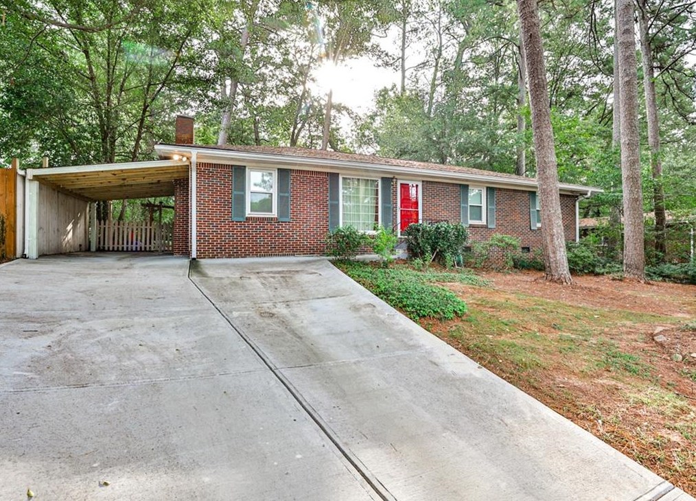 3186 Vine Cir, Decatur GA  30033-5109 exterior