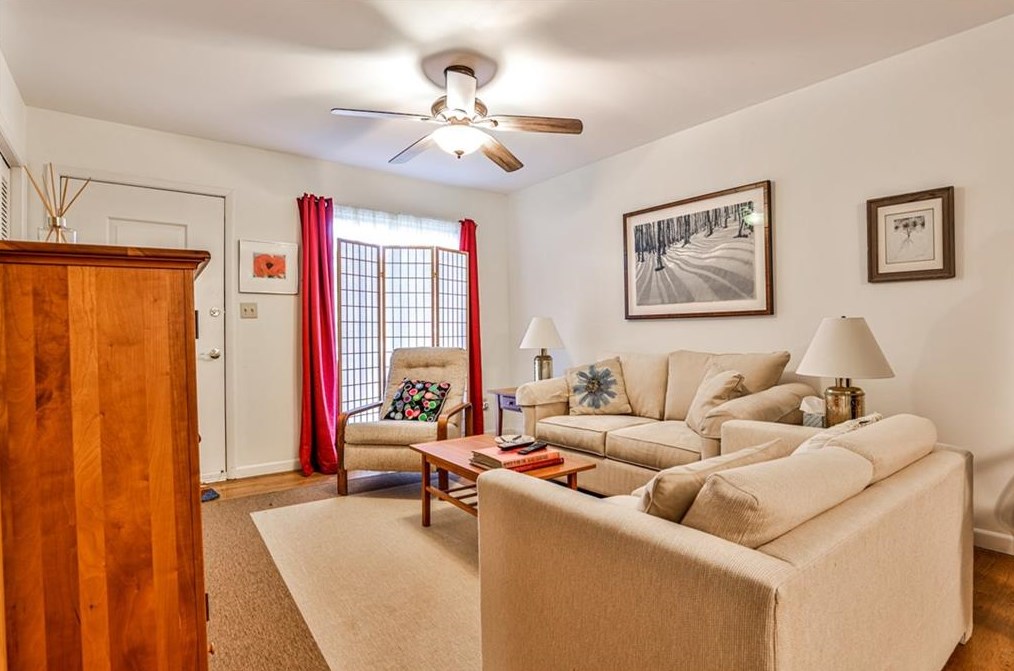 3186 Vine Cir, Decatur GA  30033-5109 exterior