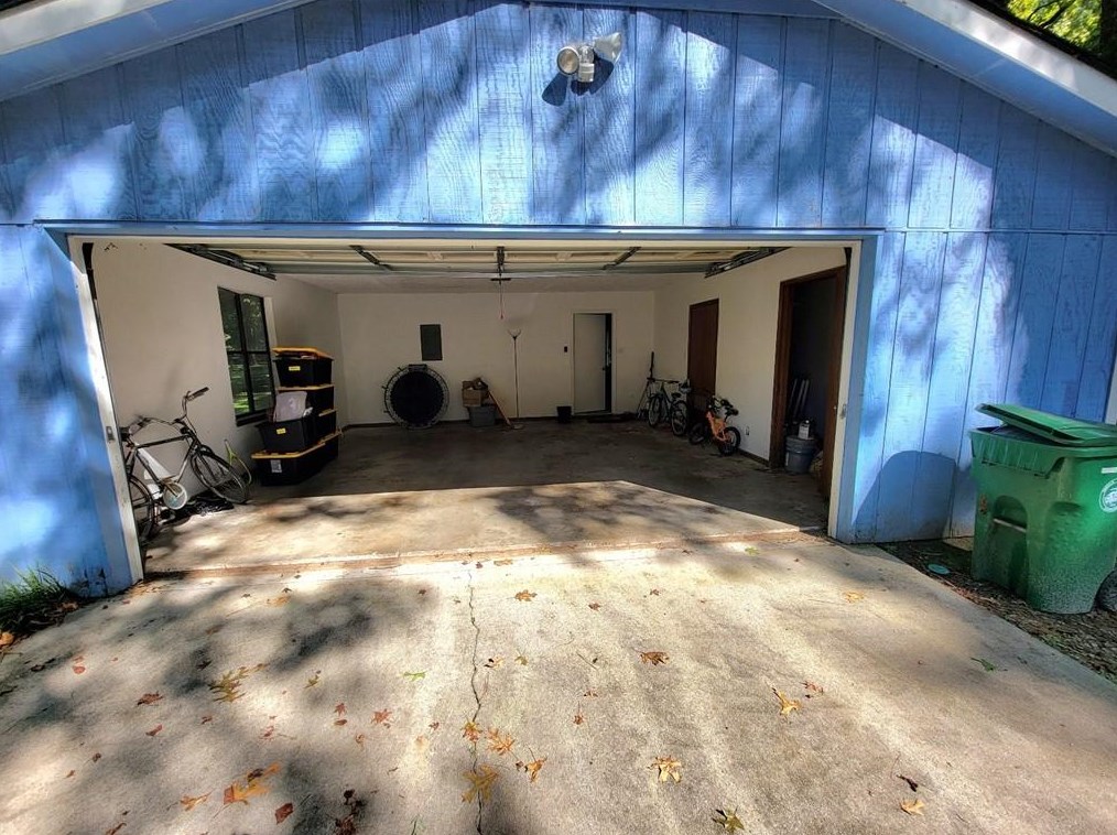3166 Big Springs Ct, Decatur, GA 30034
