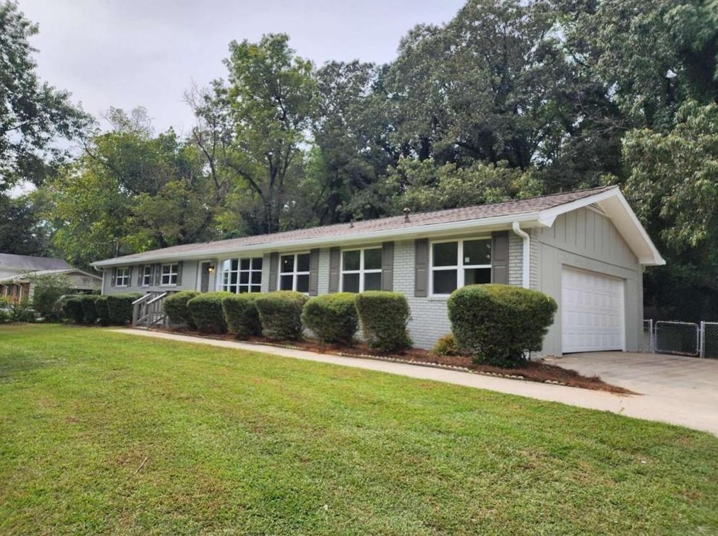 3231 Bomar Rd, Douglasville, GA 30135-2010