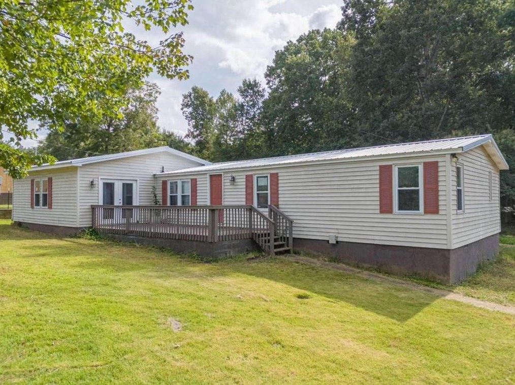 1200 Bent Creek Ct, Winder, GA 30680