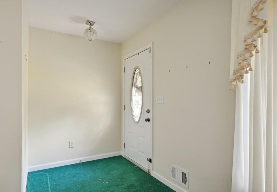 1598 Melanie Ct, Decatur, GA 30032-3409