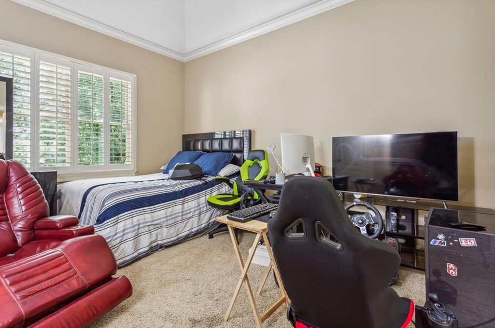 3073 Woodrow Way, Atlanta GA  30319-2707 exterior