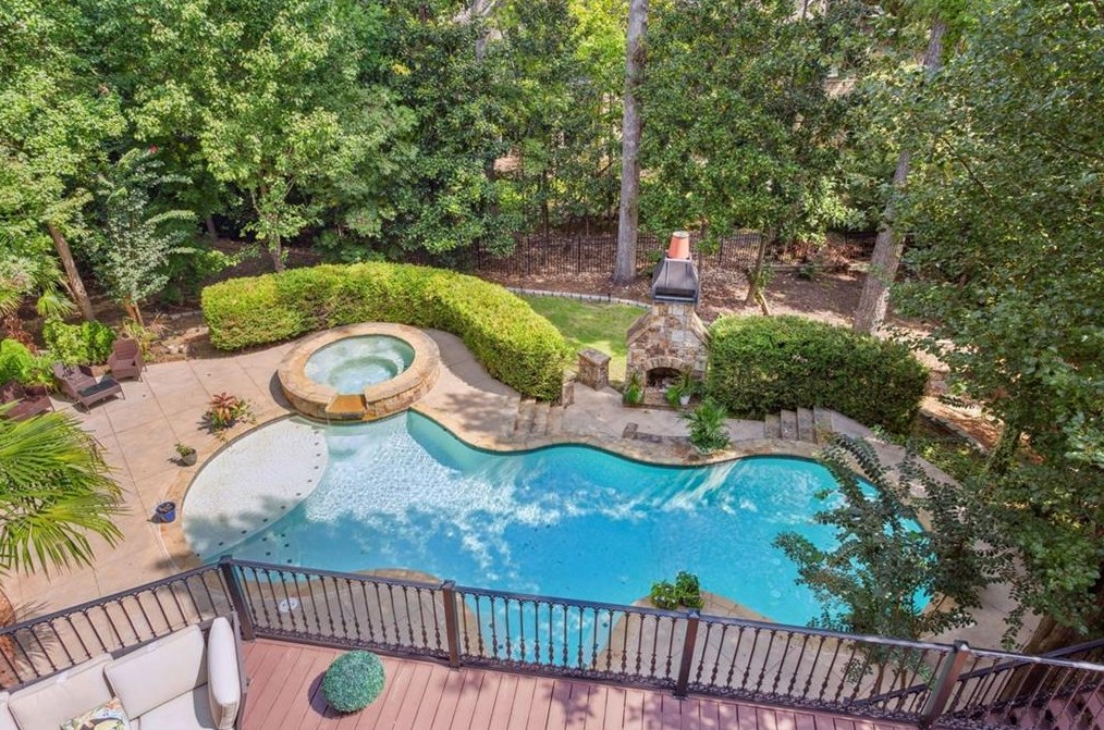 3073 Woodrow Way, Atlanta GA  30319-2707 exterior