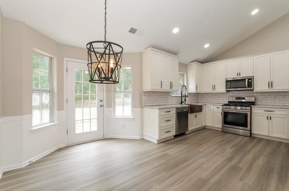 1425 Heatherton Rd, Dacula GA  30019-6681 exterior