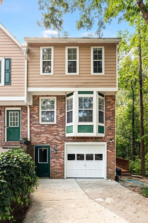 5056 Laurel Bridge Dr, Smyrna, GA 30082-4833