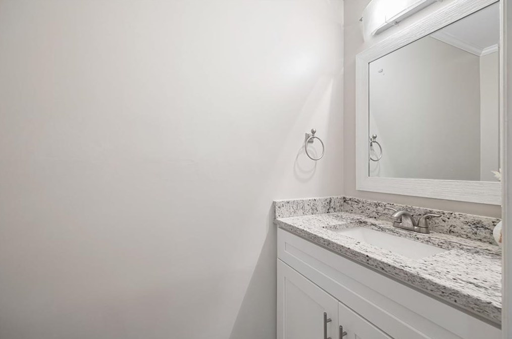 5056 Laurel Brg Dr, Smyrna GA 30082-4833 exterior