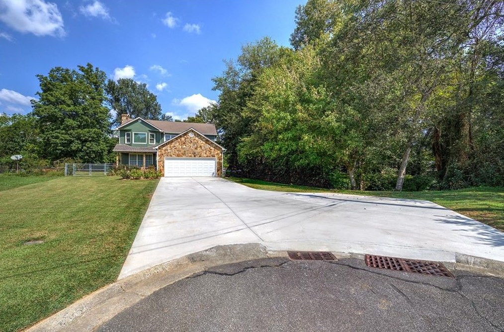 32 Riverview Ct, Euharlee, GA 30120-6818