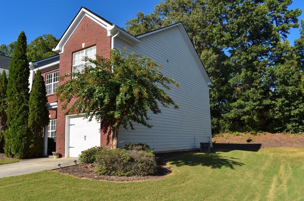 1098 Montague Place Ct, Lawrenceville, GA 30043-2279