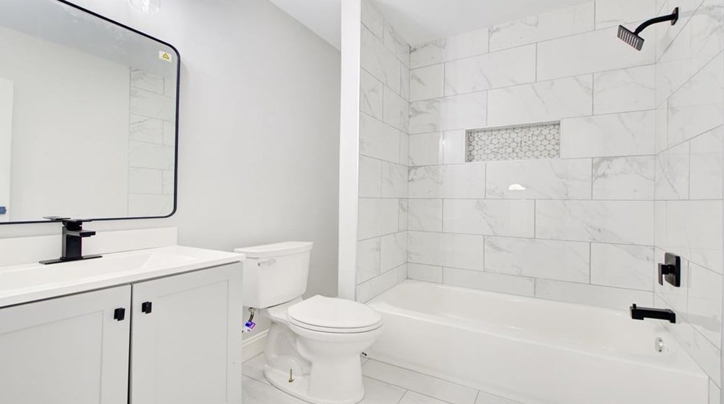 4219 Lamar St, Decatur GA  30035-1438 exterior