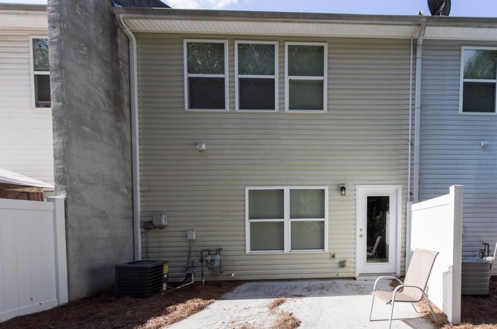 177 Turtle Creek Dr, Winder, GA 30680