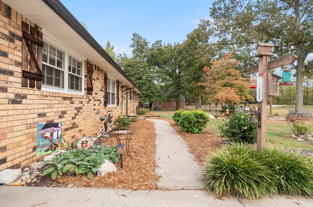 542 Cliff Nelson, Taylorsville, GA 30178