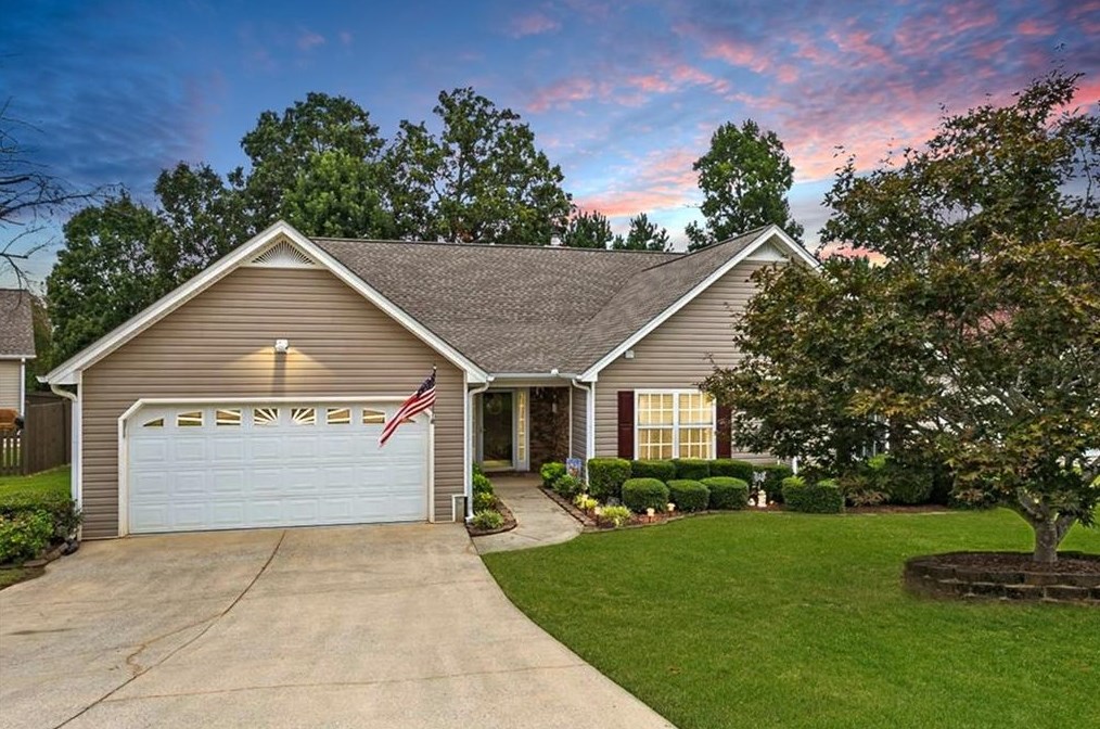 65 Rainwater Ln, Dallas, GA 30157-1096