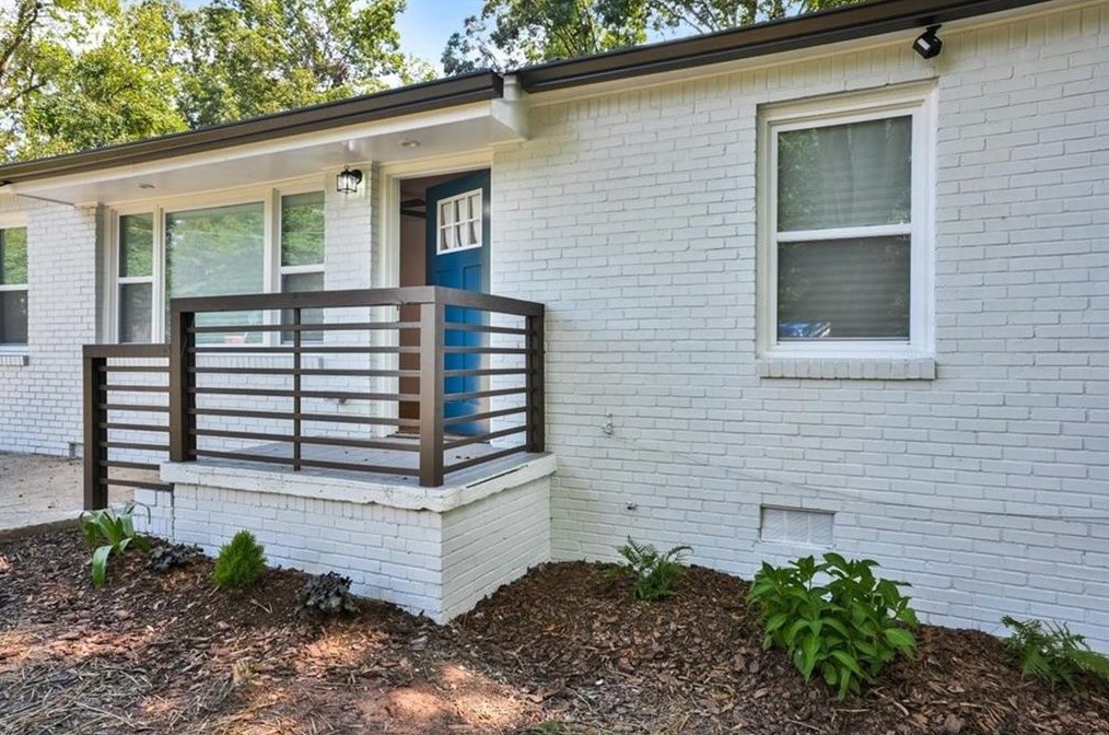 4173 Sherwood Ave, Decatur GA  30035-1969 exterior