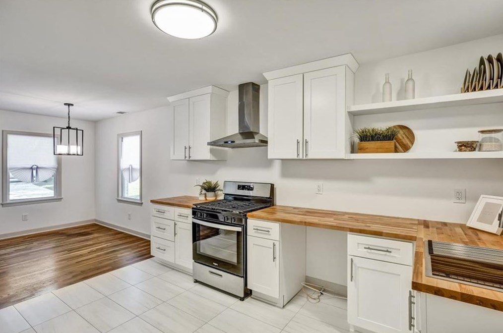 4173 Sherwood Ave, Decatur GA  30035-1969 exterior