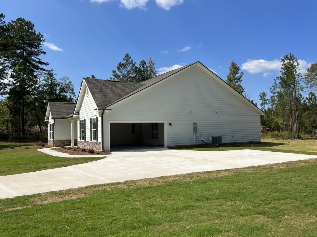 1328 Old Monroe Madison Hwy, Monroe, GA 30655