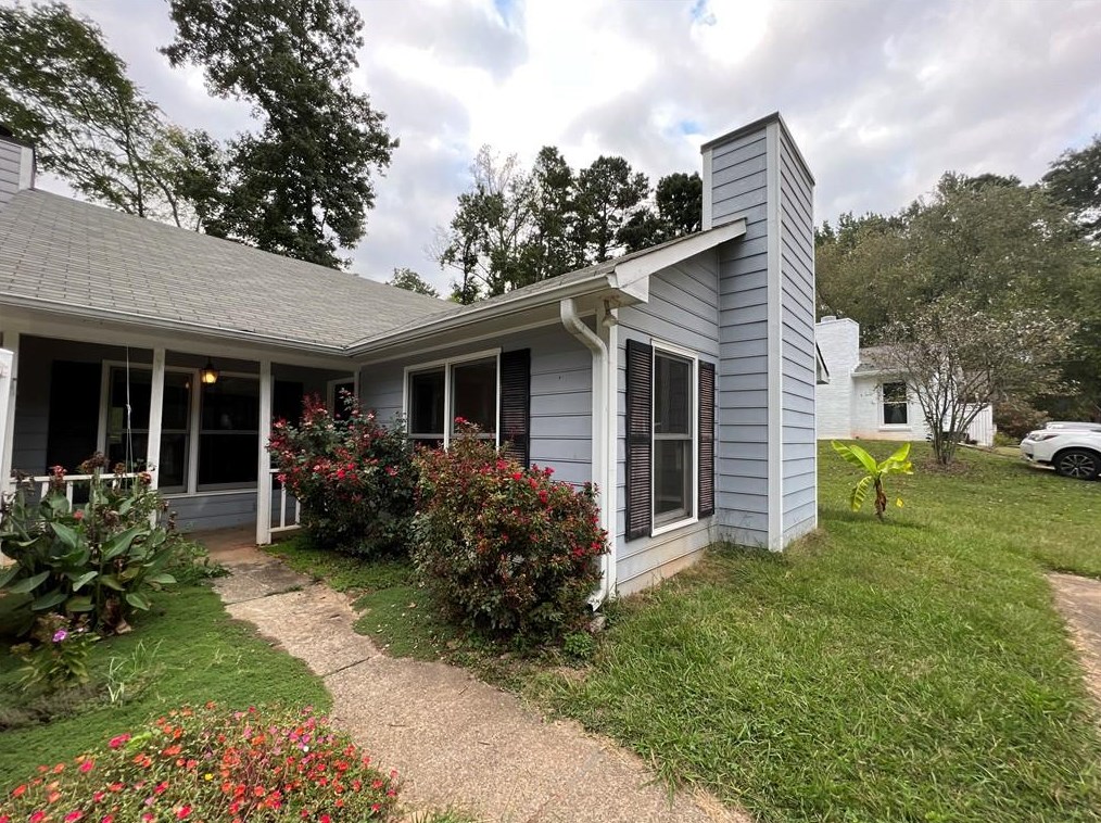 1917 Cooper Landing Dr, Smyrna GA  30080-6464 exterior