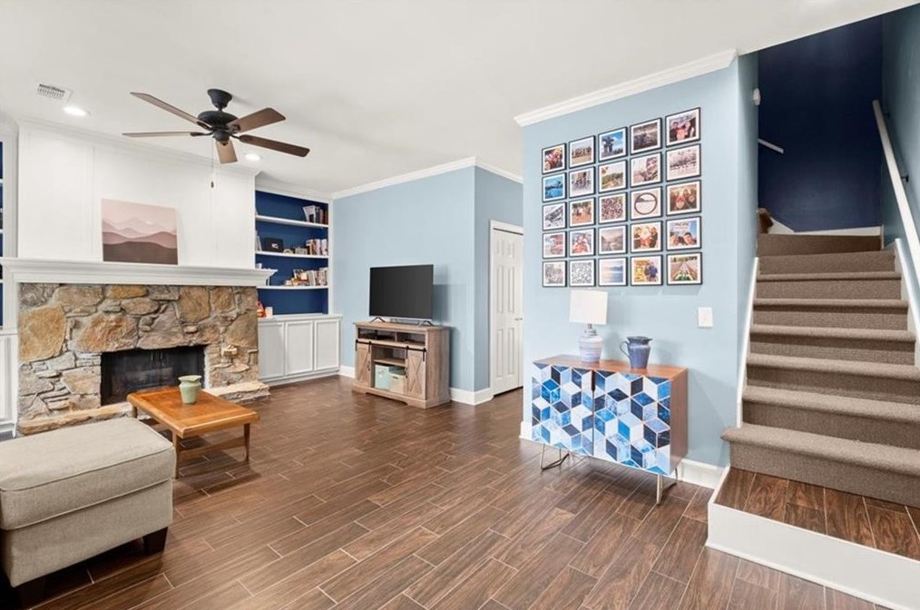 200 Roswell Landings Dr, Roswell GA  30075-3876 exterior