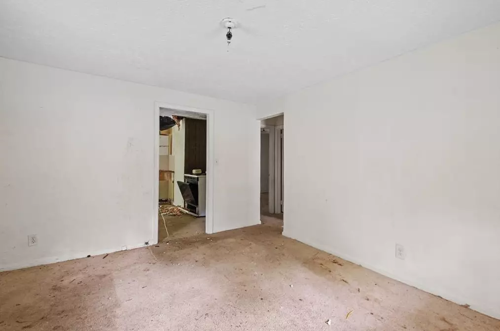 2528 Amelia Ave, Decatur GA  30032-3212 exterior