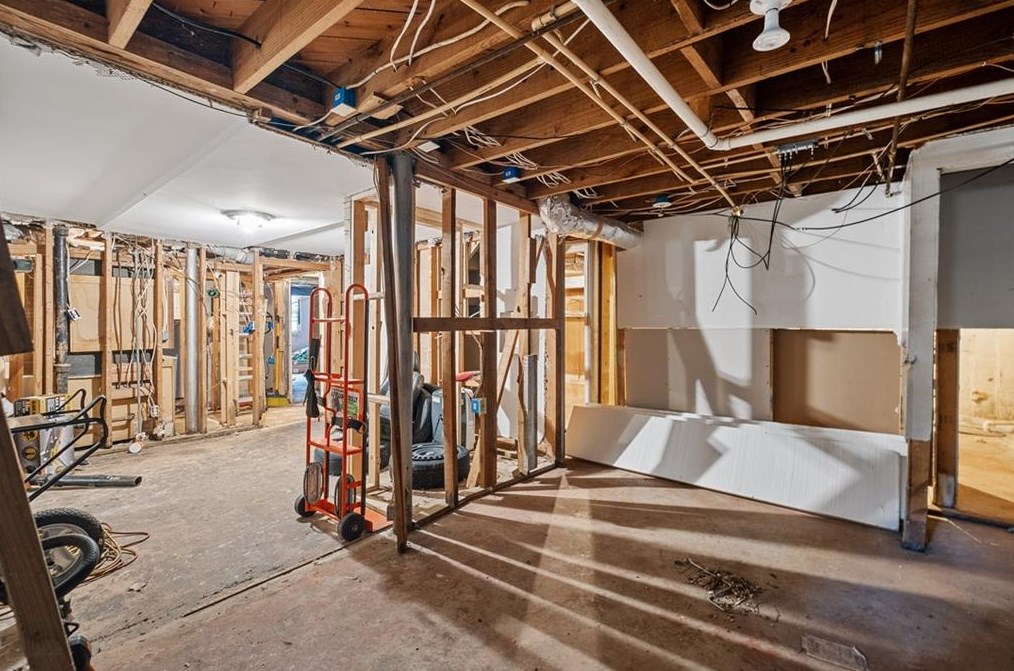 2528 Amelia Ave, Decatur GA  30032-3212 exterior