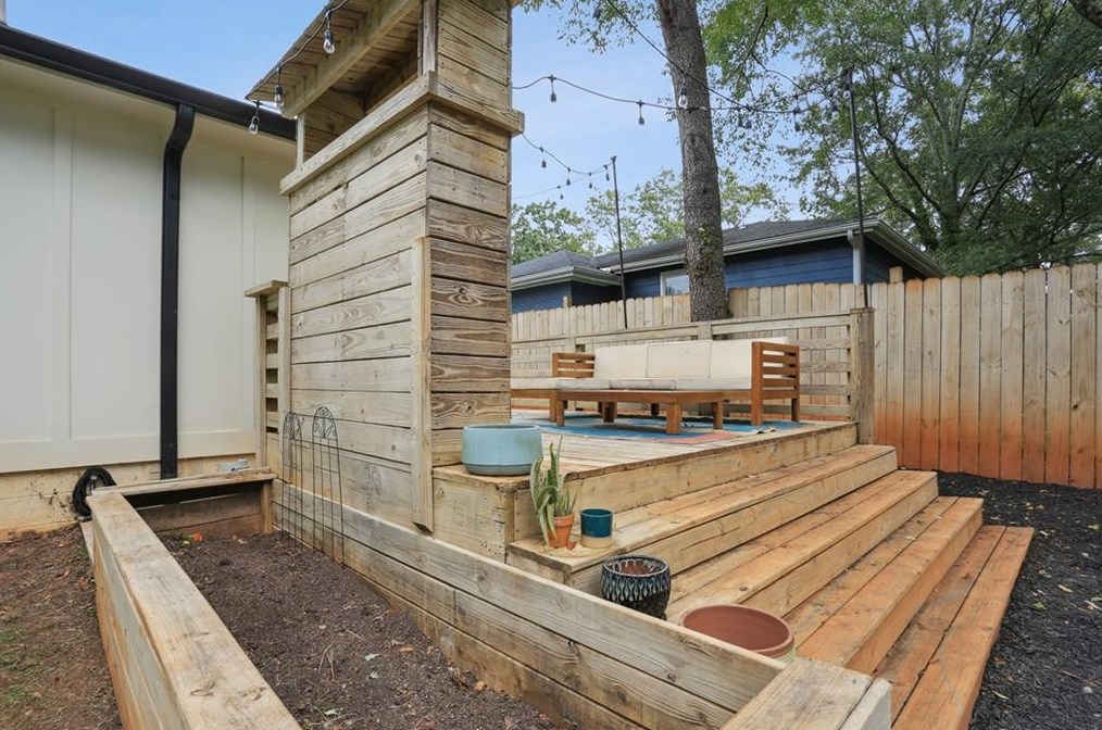 2181 Miriam Ln, Decatur GA  30032-5553 exterior