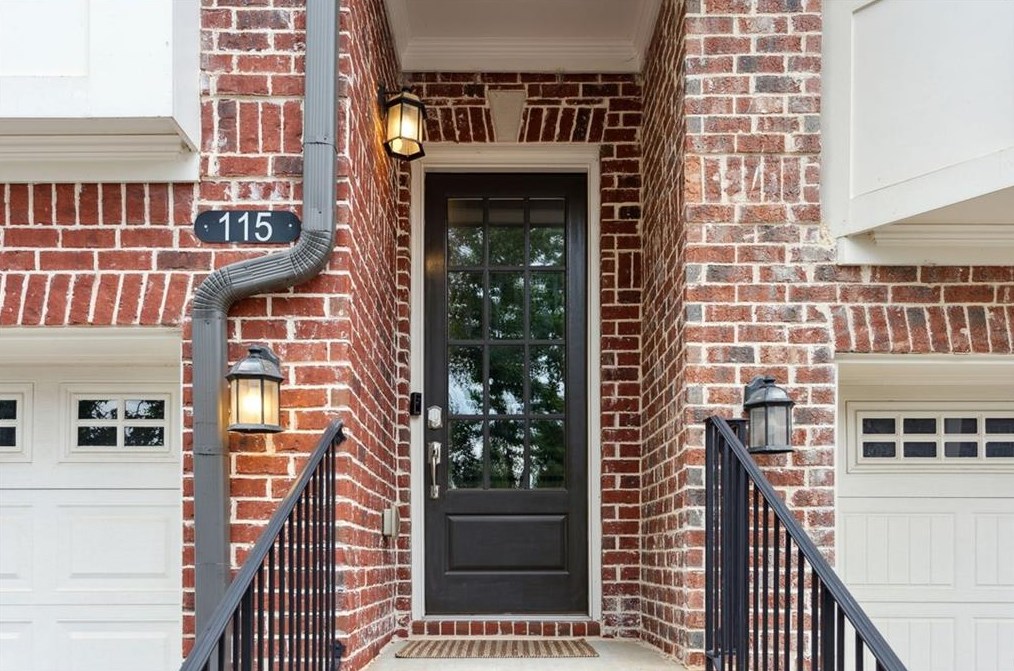 115 Rose Garden Ln, Alpharetta, GA 30009