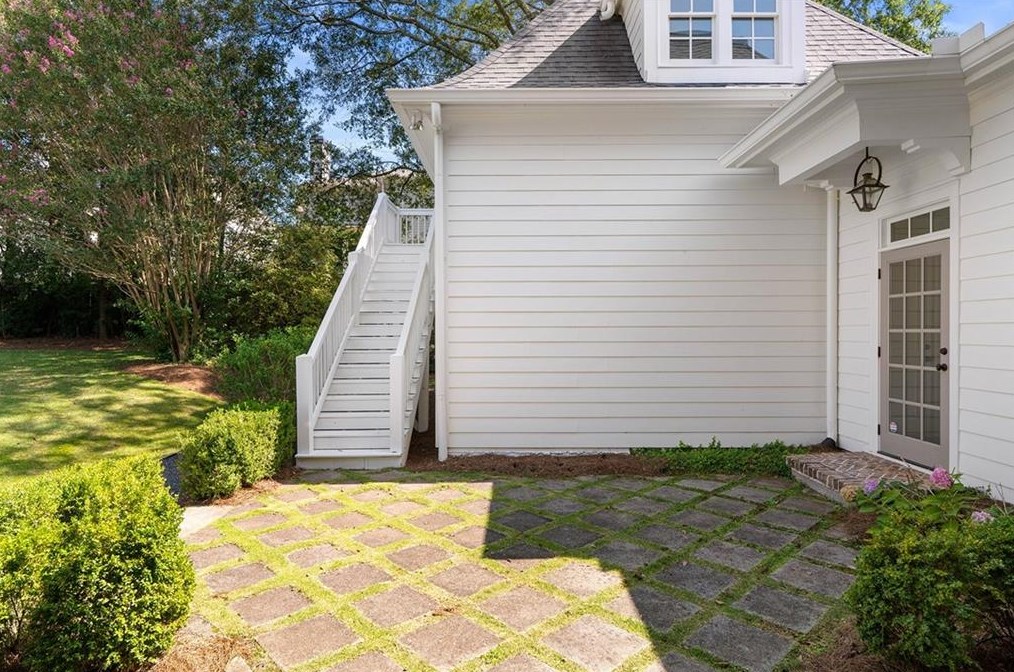 4261 Maner St, Smyrna GA  30080-6417 exterior