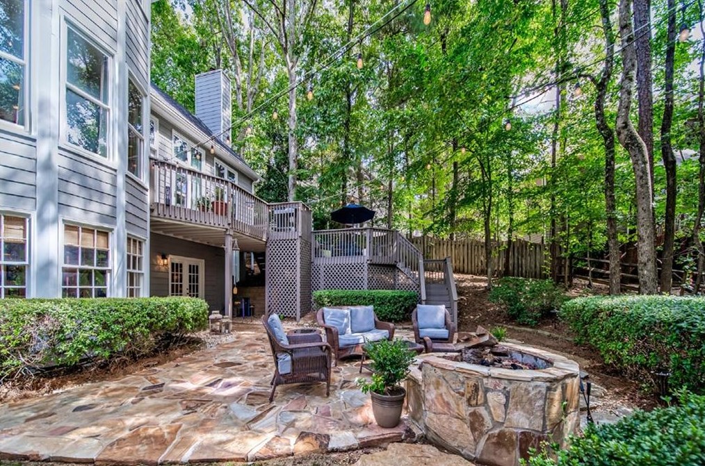 140 Mirrowood Ln, Alpharetta, GA 30005-7896
