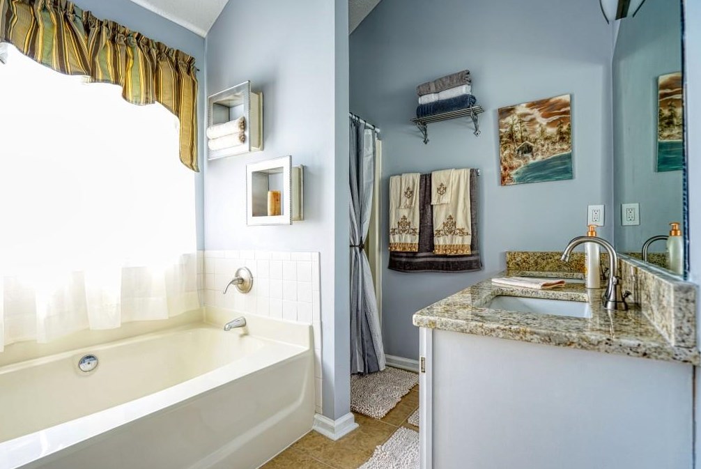 3451 Greenville Trce, Decatur GA  30034-1864 exterior