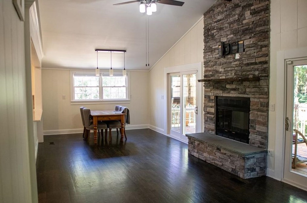 2735 Skyland Dr, Atlanta GA  30319-3645 exterior