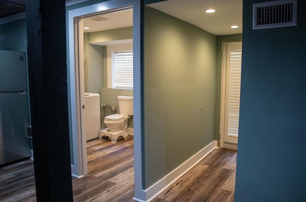 2735 Skyland Dr, Atlanta GA  30319-3645 exterior
