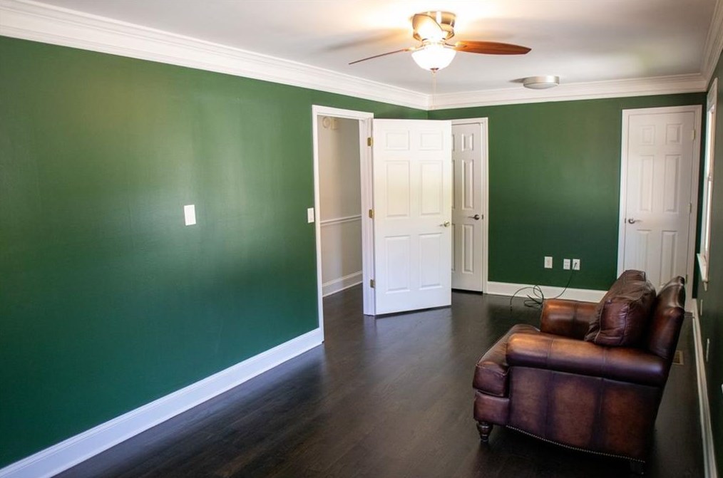 2735 Skyland Dr, Atlanta GA  30319-3645 exterior