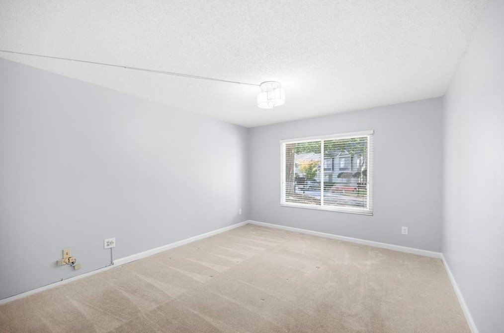 35 Fair Hvn Way, Smyrna GA  30080-8085 exterior