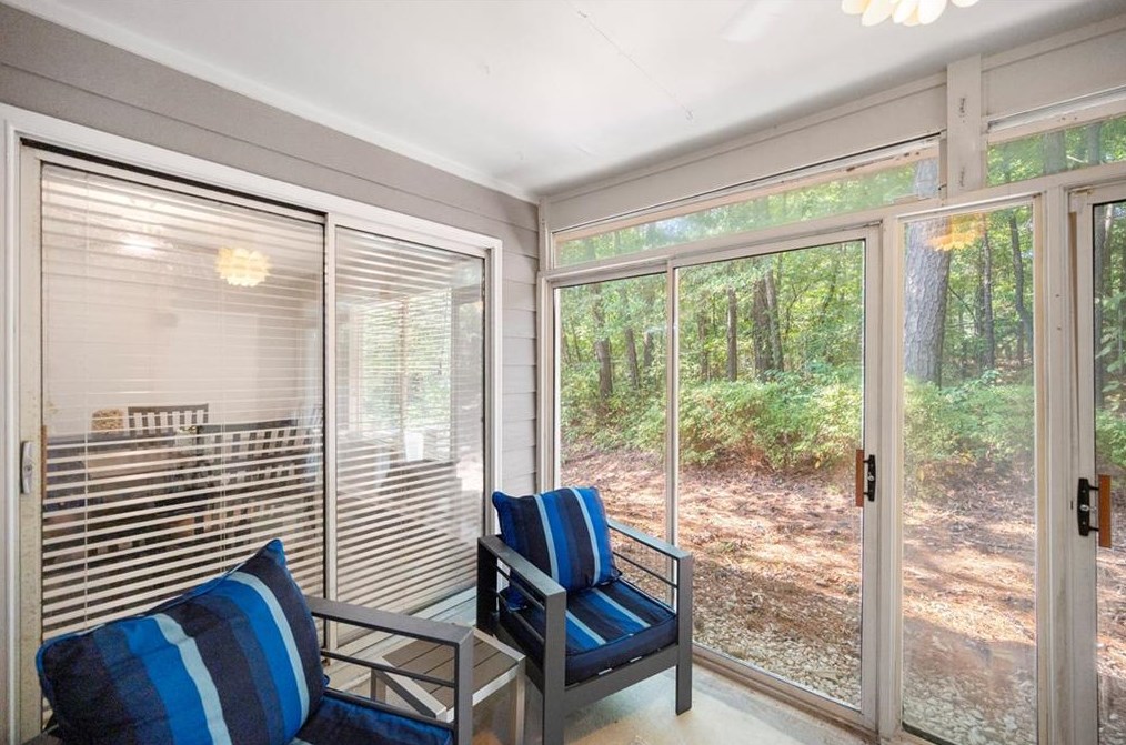 35 Fair Hvn Way, Smyrna GA  30080-8085 exterior