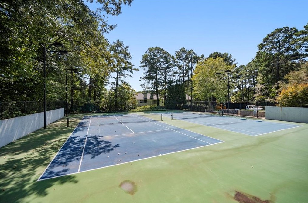 35 Fair Hvn Way, Smyrna GA  30080-8085 exterior