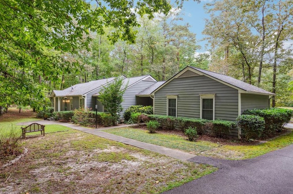 4510 Cochran Mill Rd, Fairburn, GA 30213-1837
