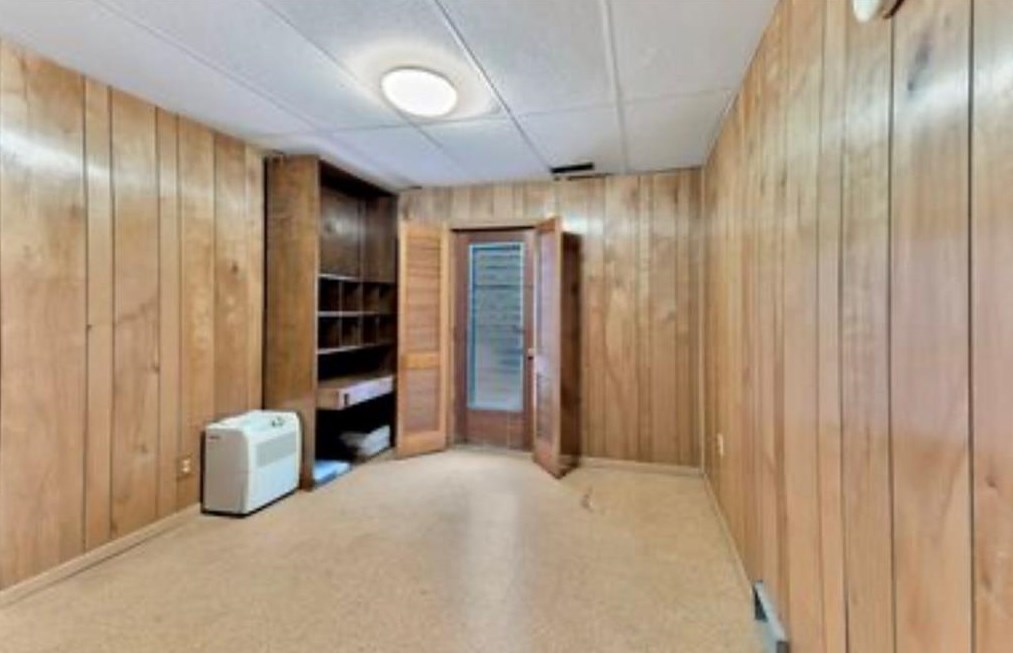 2000 Hollidon Rd, Decatur GA  30033-1023 exterior