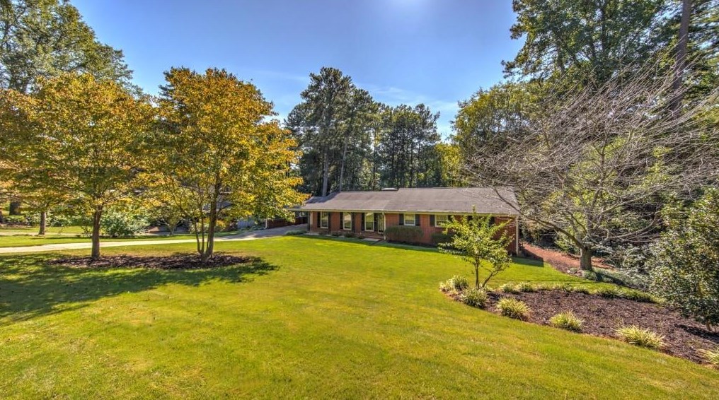 3567 Summitridge Dr, Atlanta, GA 30340-4115