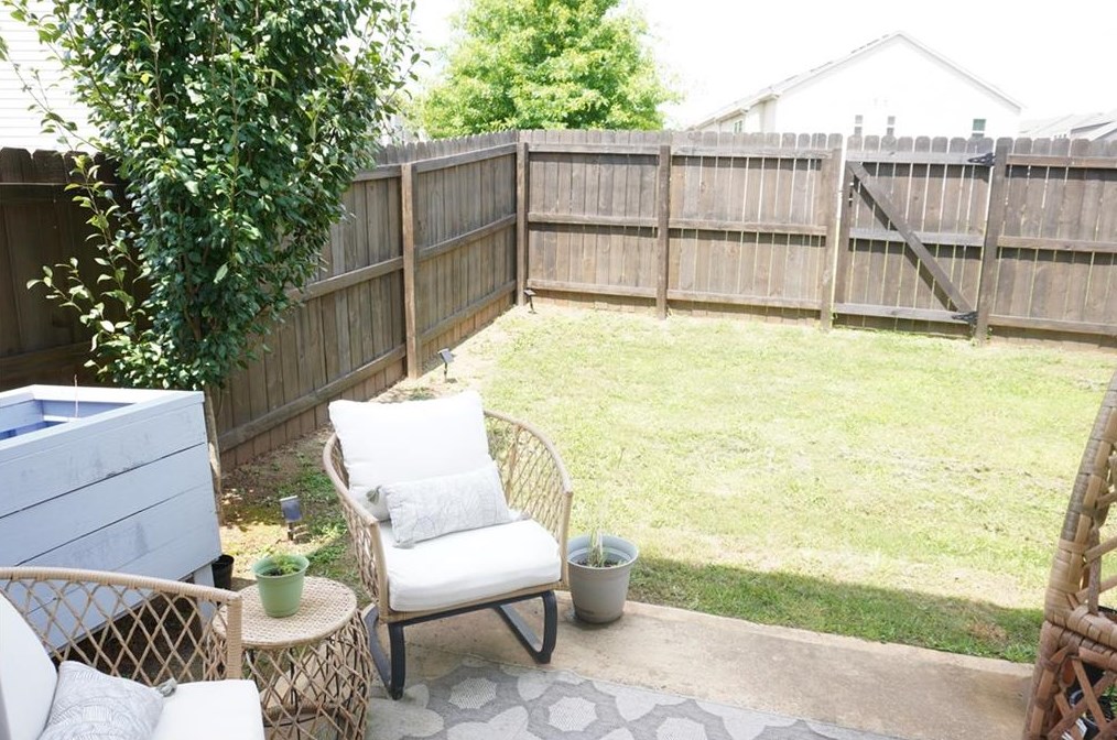 5011 Longview Walk, Decatur GA  30035-4190 exterior